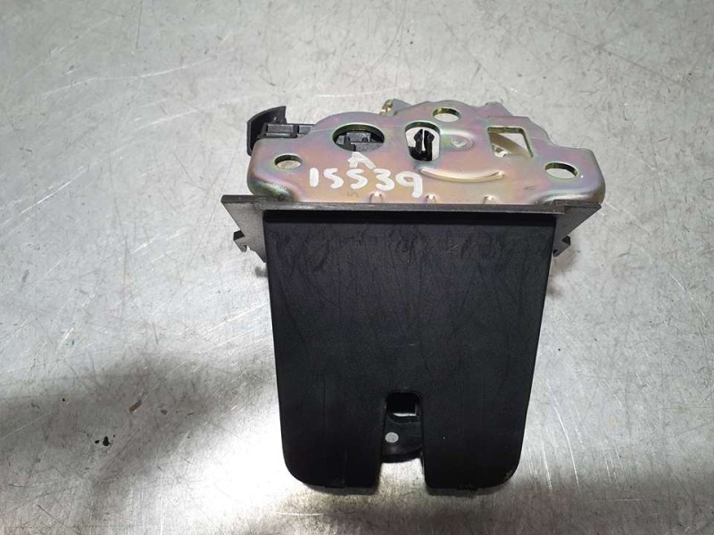 Recambio de cerradura maletero / porton para skoda octavia combi (5e5) active referencia OEM IAM 8R0827505A 152438B 4 PINES