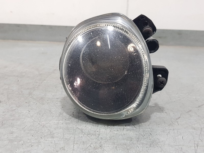 Recambio de faro antiniebla izquierdo para bmw x5 (e53) 3.0 d referencia OEM IAM 63176920885 VALEO 