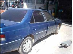 PEUGEOT 405 BERLINA