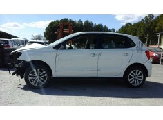 VOLKSWAGEN POLO (6C1)