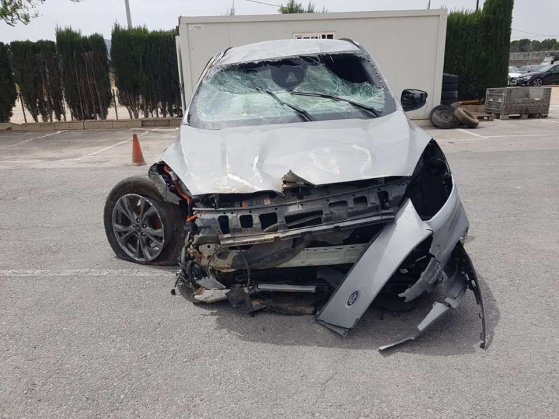 ford kuga del año 2022