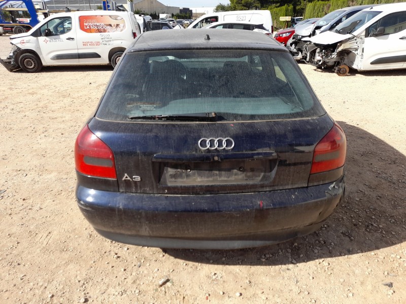audi a3 (8l1) del año 2000