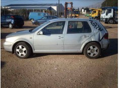 VOLKSWAGEN GOLF IV BERLINA (1J1)