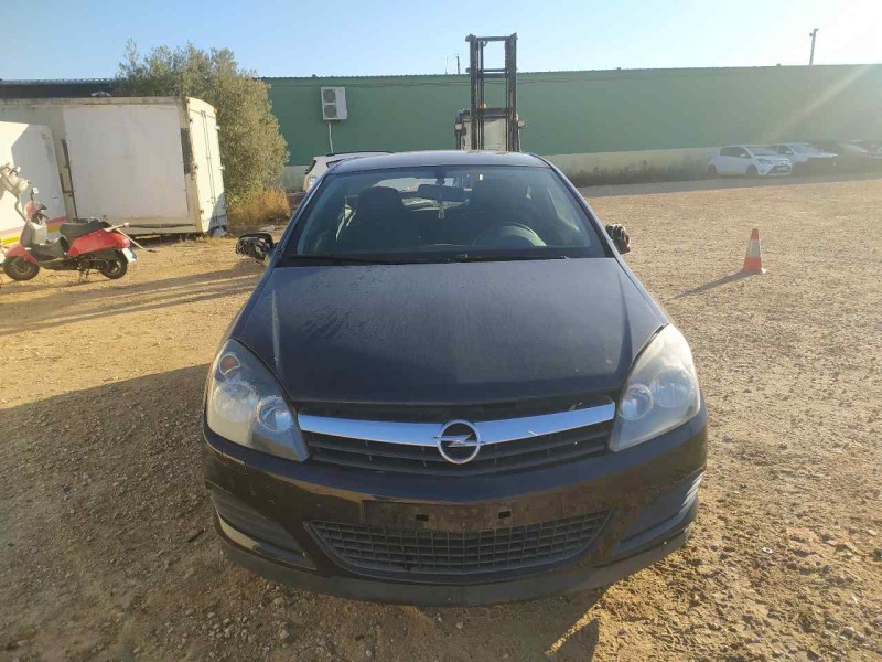opel astra gtc del año 2007