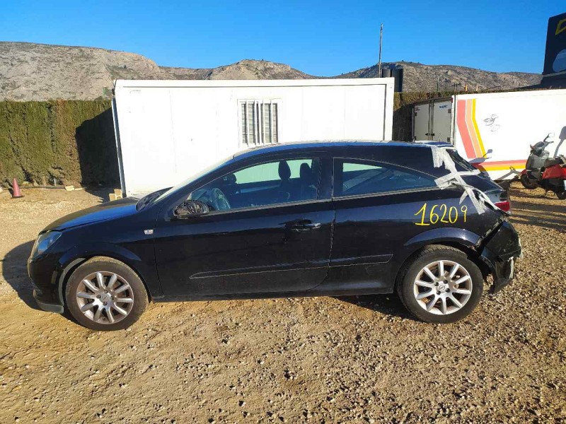 opel astra gtc del año 2007