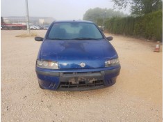 FIAT PUNTO BERLINA (188)
