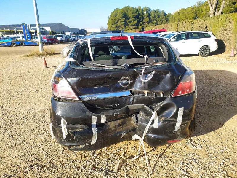 opel astra gtc del año 2007