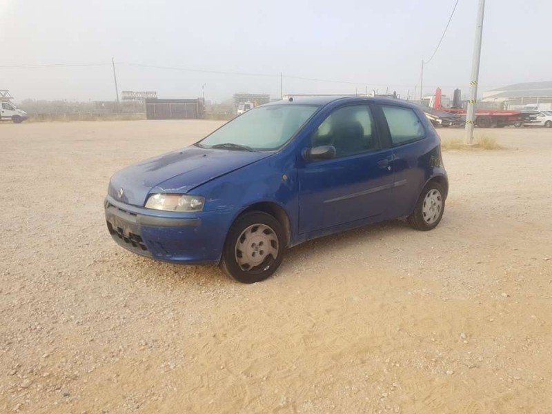 fiat punto berlina (188) del año 2001