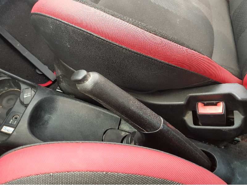 Recambio de palanca freno de mano para fiat nuova 500 (150) s referencia OEM IAM 735571306  