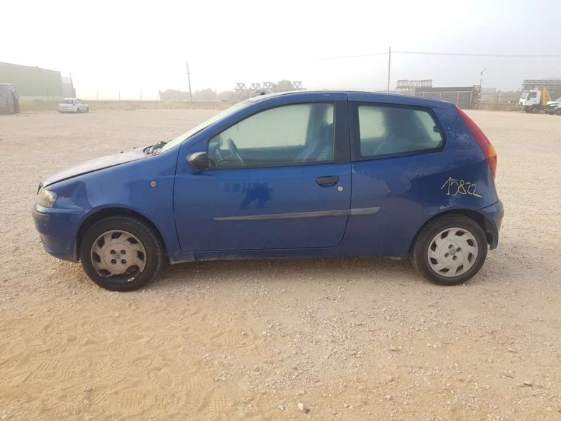 fiat punto berlina (188) del año 2001