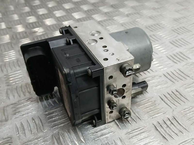 Recambio de abs para toyota avensis berlina (t25) 2.0 d4-d executive sedán (4-ptas) referencia OEM IAM 4454005051 0265225387 BOS