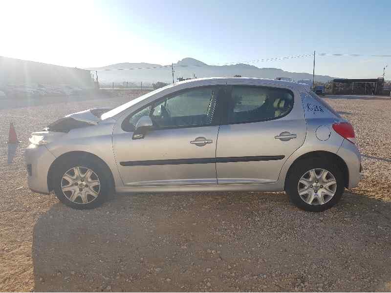 peugeot 207 del año 2009