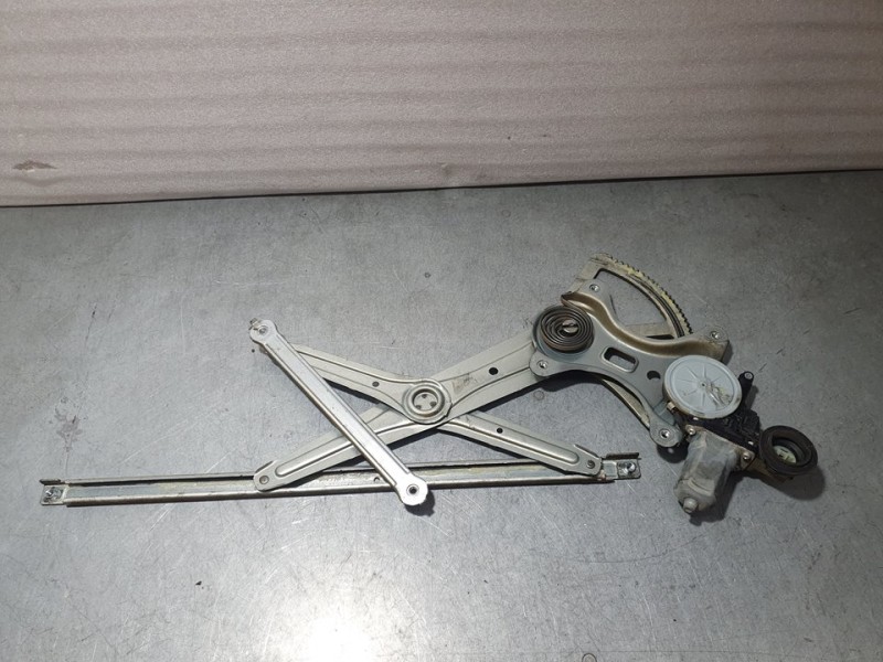 Recambio de elevalunas delantero derecho para lexus rx 400h referencia OEM IAM SIN REF  ELECTRICO 6 PINES