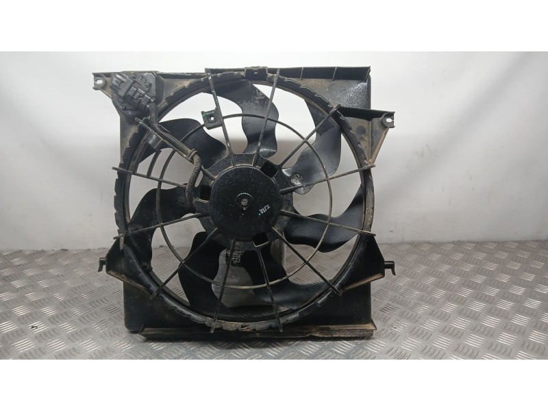 Recambio de electroventilador para hyundai ix35 (lm, el, elh) 1.7 crdi referencia OEM IAM 253862Y000  