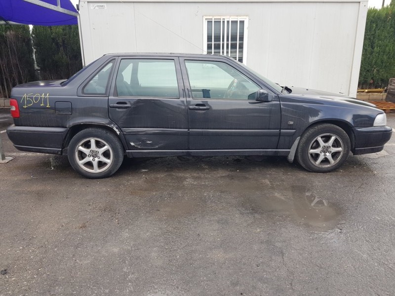 volvo s70 berlina del año 1998