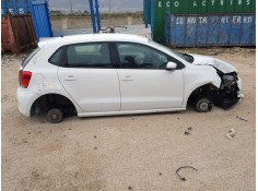 VOLKSWAGEN POLO (6R1)