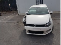 VOLKSWAGEN POLO (6R1)