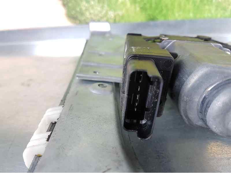Recambio de elevalunas delantero derecho para renault clio iii 20 aniversario referencia OEM IAM  6 PINS ELECTRICO