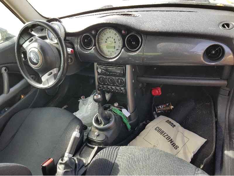 bmw mini (r50,r53) del año 2004