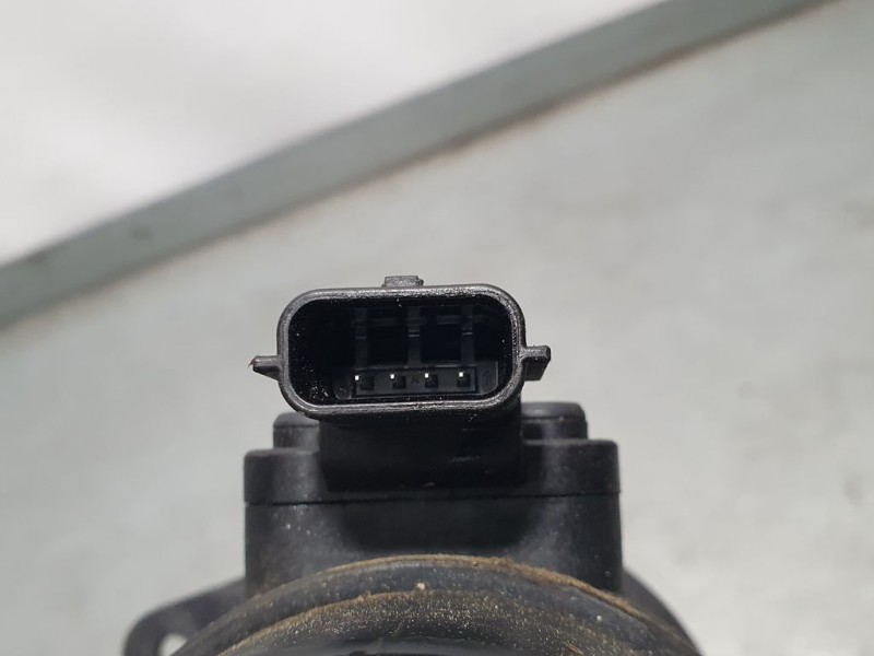 Recambio de caudalimetro para dacia duster ambiance 4x2 referencia OEM IAM 8200682558B 5WK997021 CONTINENTAL