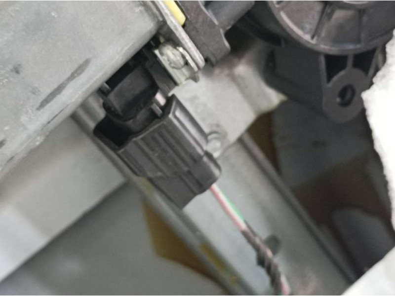 Recambio de elevalunas trasero izquierdo para dacia sandero stepway referencia OEM IAM 827211031R  ELECTRICO