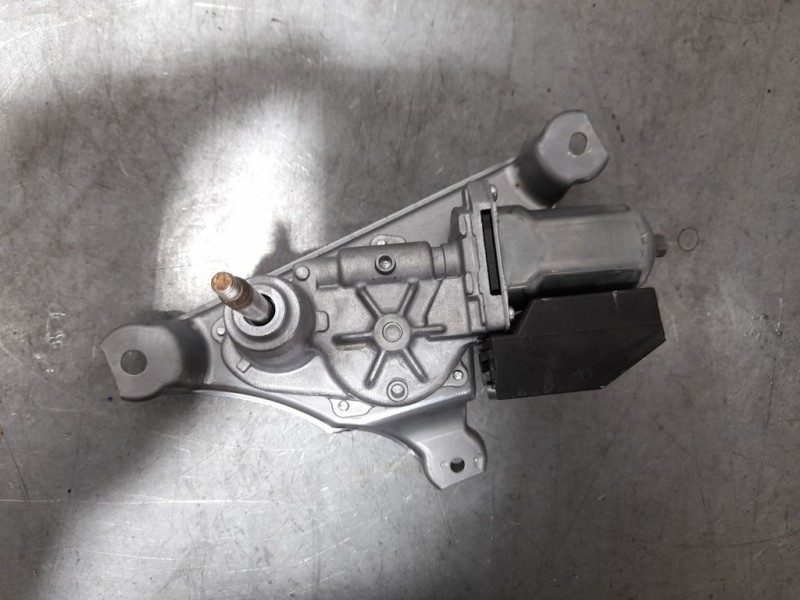 Recambio de motor limpia trasero para toyota yaris hsd active referencia OEM IAM 851300D080 2596002660 DENSO