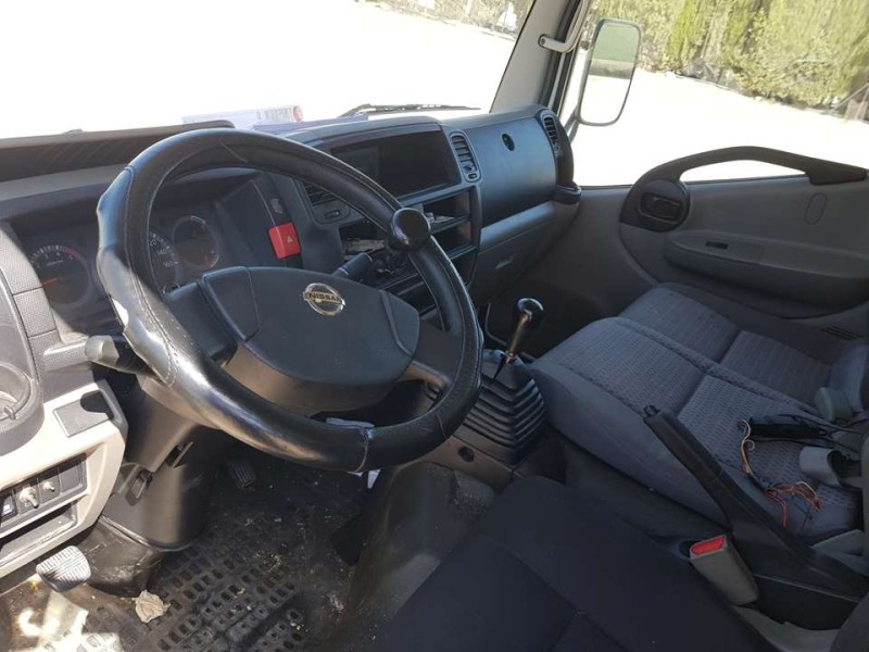 nissan cabstar 09.06 del año 2008
