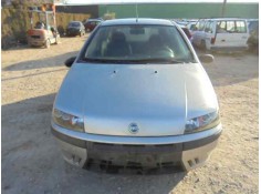 FIAT PUNTO BERLINA (188)