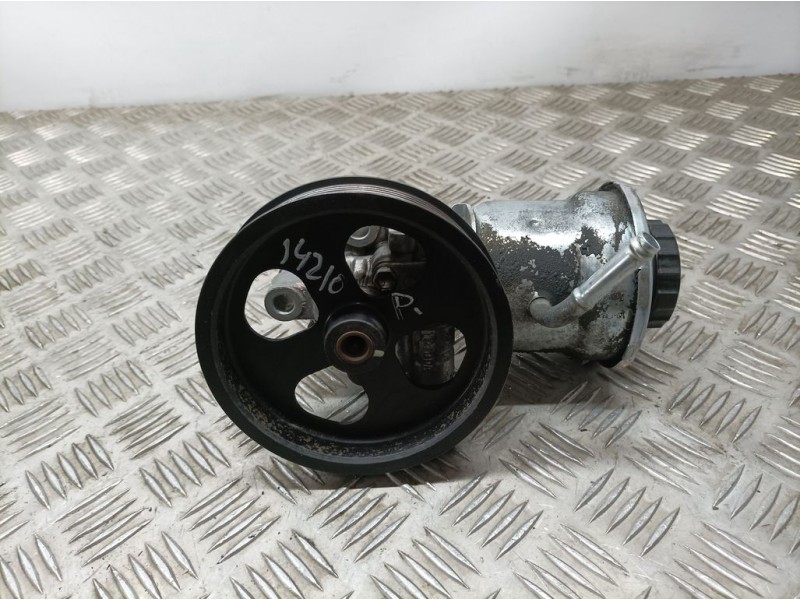 Recambio de bomba direccion para toyota avensis berlina (t25) 2.0 d4-d executive sedán (4-ptas) referencia OEM IAM SB1BD56L70E08