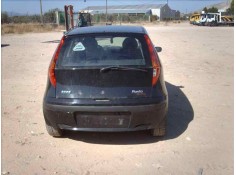 FIAT PUNTO BERLINA (188)