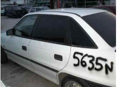 OPEL ASTRA F BERLINA