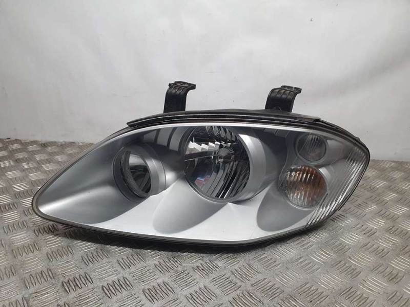 Recambio de faro izquierdo para ssangyong rodius xdi referencia OEM IAM SIN REF  