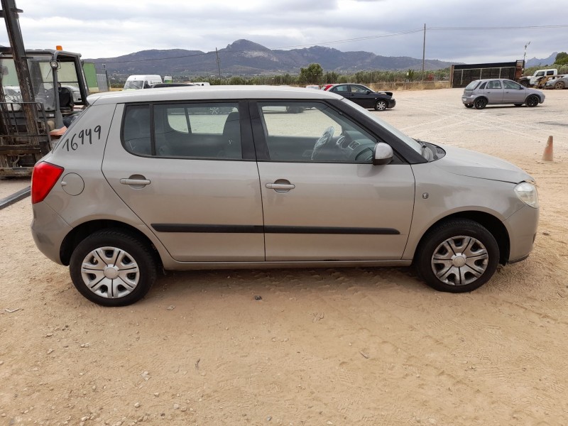 skoda fabia ii (542) del año 2010
