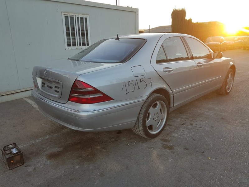 mercedes-benz clase s (w220) berlina del año 2002