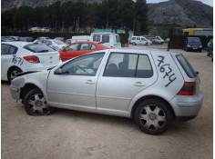 VOLKSWAGEN GOLF IV BERLINA (1J1)