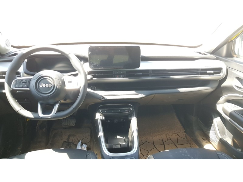 jeep avenger (j2) del año 2024