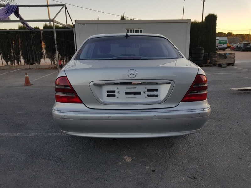 mercedes-benz clase s (w220) berlina del año 2002