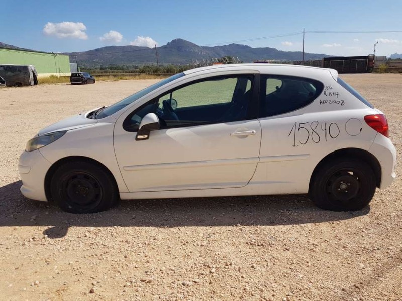 peugeot 207 del año 2008