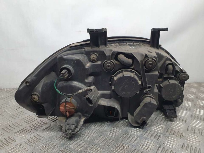 Recambio de faro izquierdo para ssangyong rodius xdi referencia OEM IAM SIN REF  