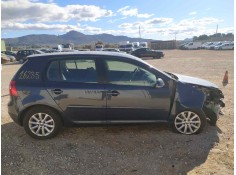 VOLKSWAGEN GOLF V BERLINA (1K1)