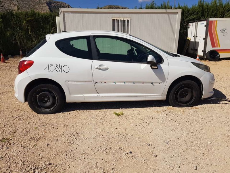 peugeot 207 del año 2008
