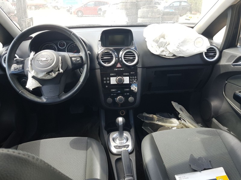 opel corsa d (s07) del año 2009