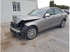 MERCEDES-BENZ CLASE C (W204) BERLINA