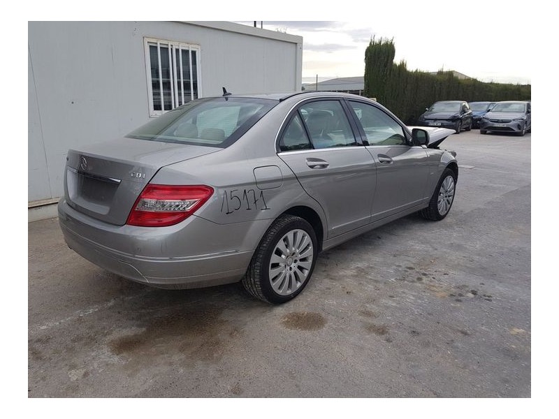 mercedes-benz clase c (w204) berlina del año 2008