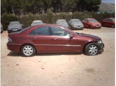 MERCEDES-BENZ CLASE C (W203) BERLINA