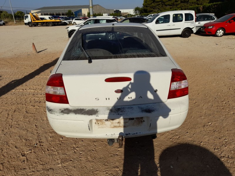 kia shuma i (fb) del año 2000