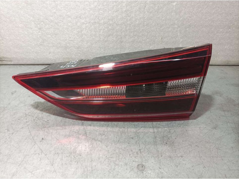 Recambio de piloto trasero derecho para opel grandland x design line referencia OEM IAM 81670201  INTERIOR