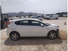 SEAT LEON (1P1)