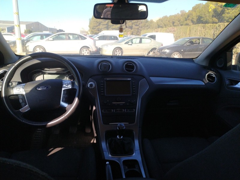 ford mondeo iv turnier (ba7) del año 2011