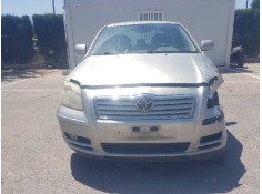 TOYOTA AVENSIS BERLINA (T25)